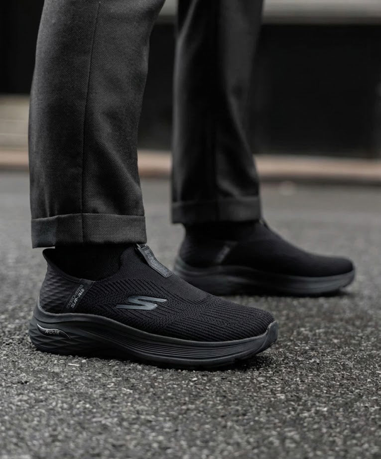 Aquamanaページ Skechers Men's Slip-ins: Max Cushioning AF - Fortuitous Black