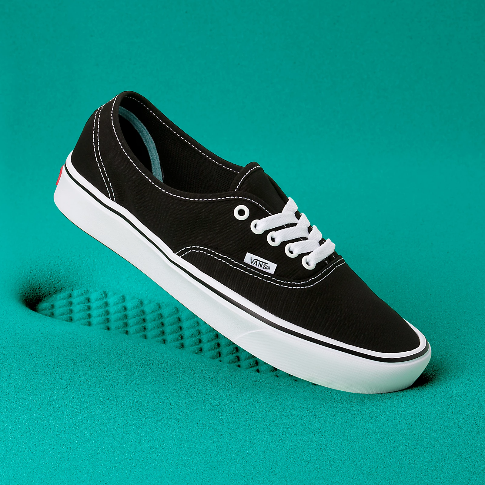 Vans ComfyCush Authentic Classic Black True White VN0A3WM7VNE