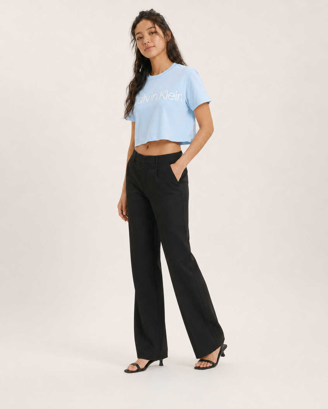 Calvin Klein Women's Logo Graphic Boxy Cropped T-Shirt Cool Blue 44C903G 450