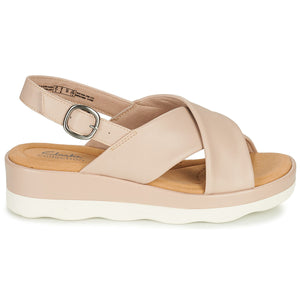 Clarks Women's Clara Cove Sand 26164719 - APLAZE