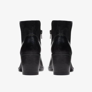 Clarks Women's Valvestino Lo Black Leather 26171833 - APLAZE