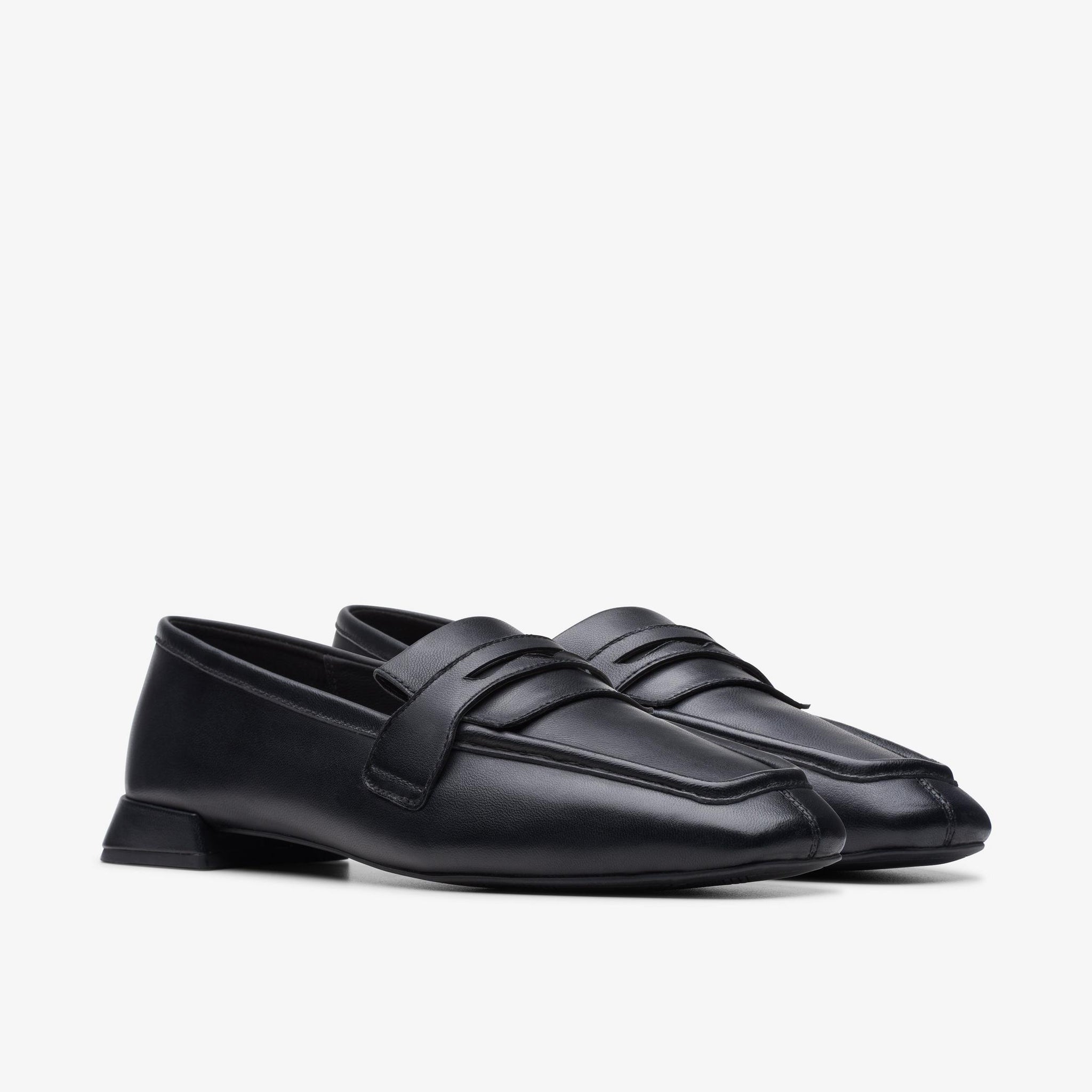 Clarks Women's Ubree15 Surf Black Leather 26174861 - APLAZE