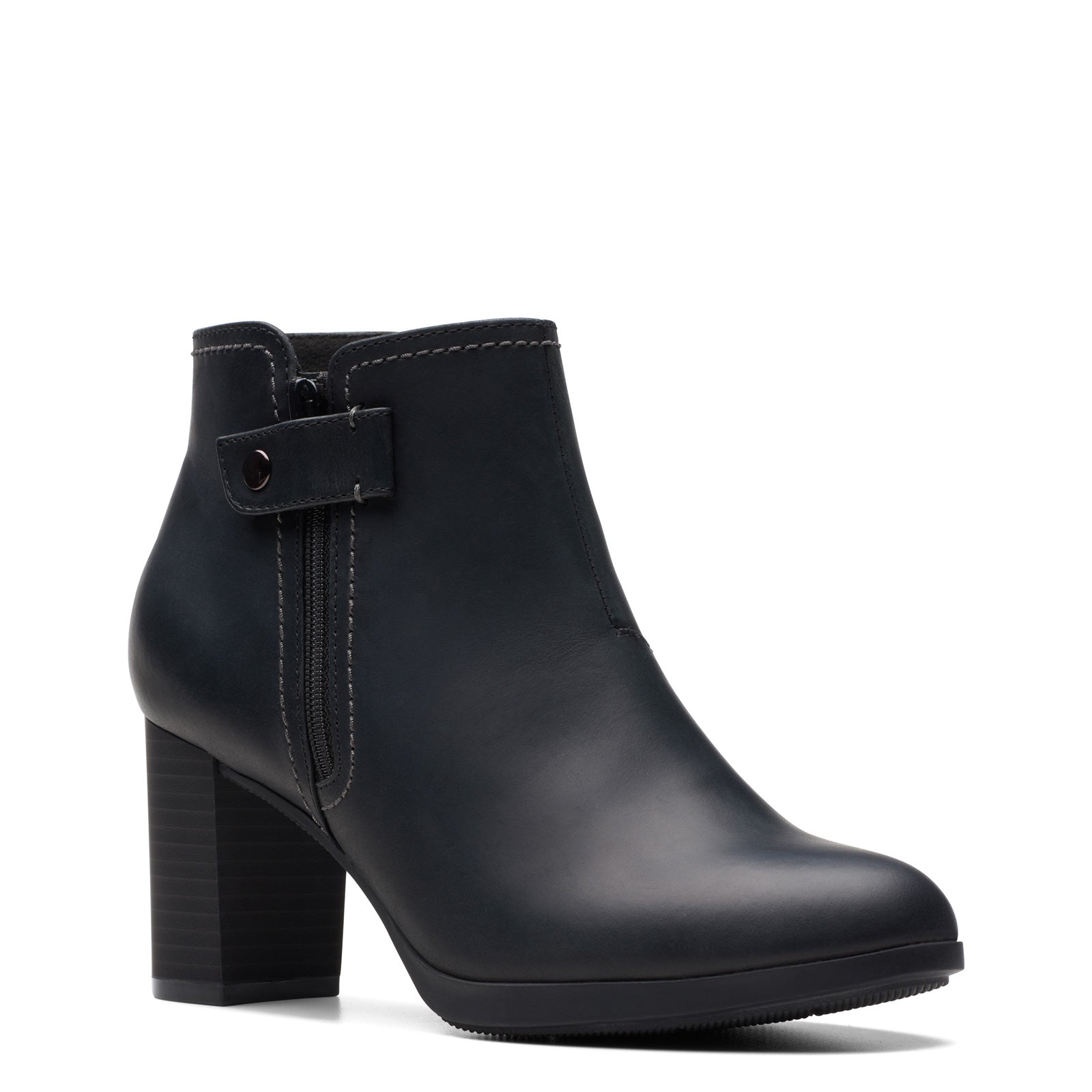 Clarks Women's Bayla Glow Black Oily Lea 26175972