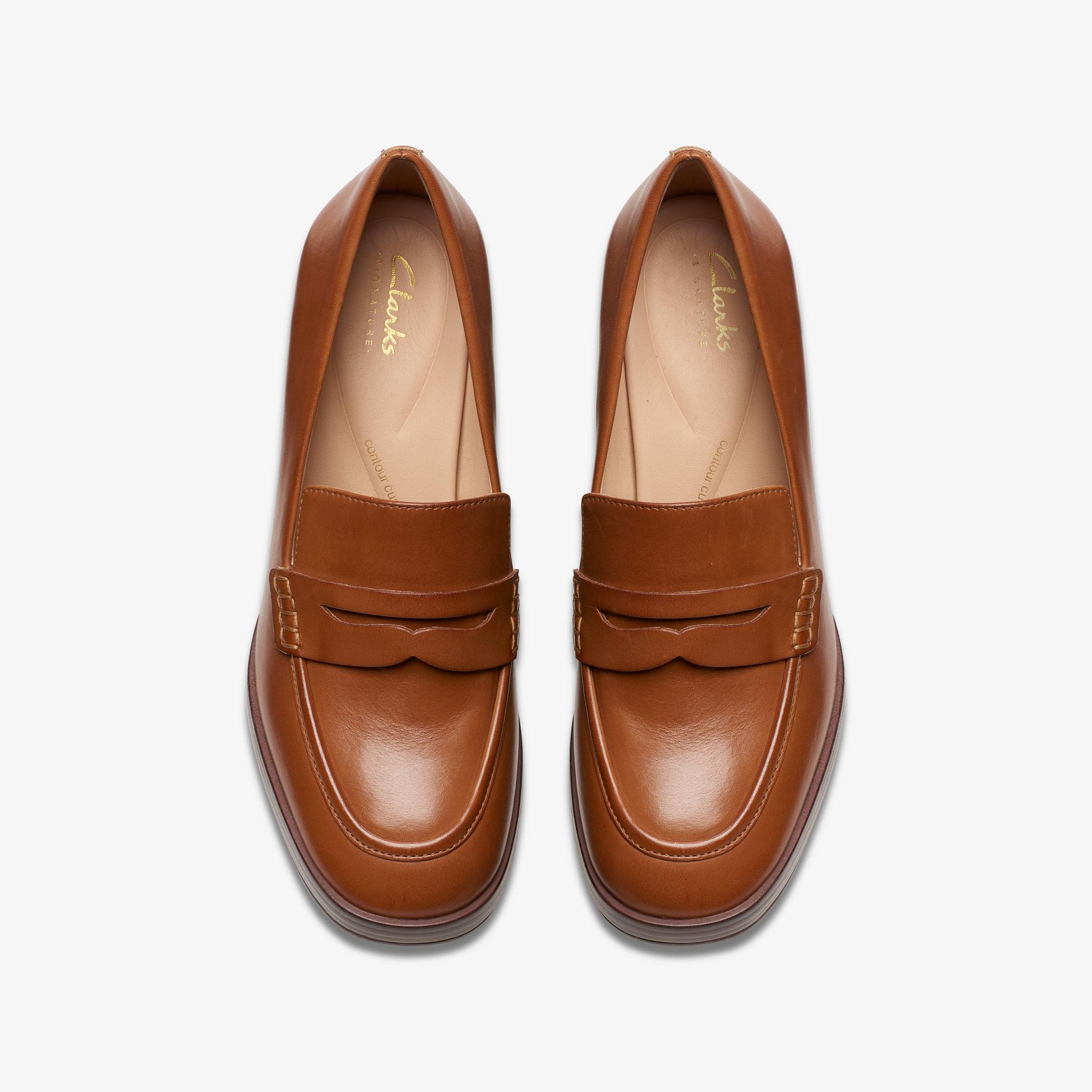 Clarks Women's Zoya85 Walk Tan Leather 26176656 - APLAZE