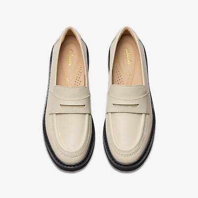 Clarks Women's Splend Edge Cream Leather 26179542