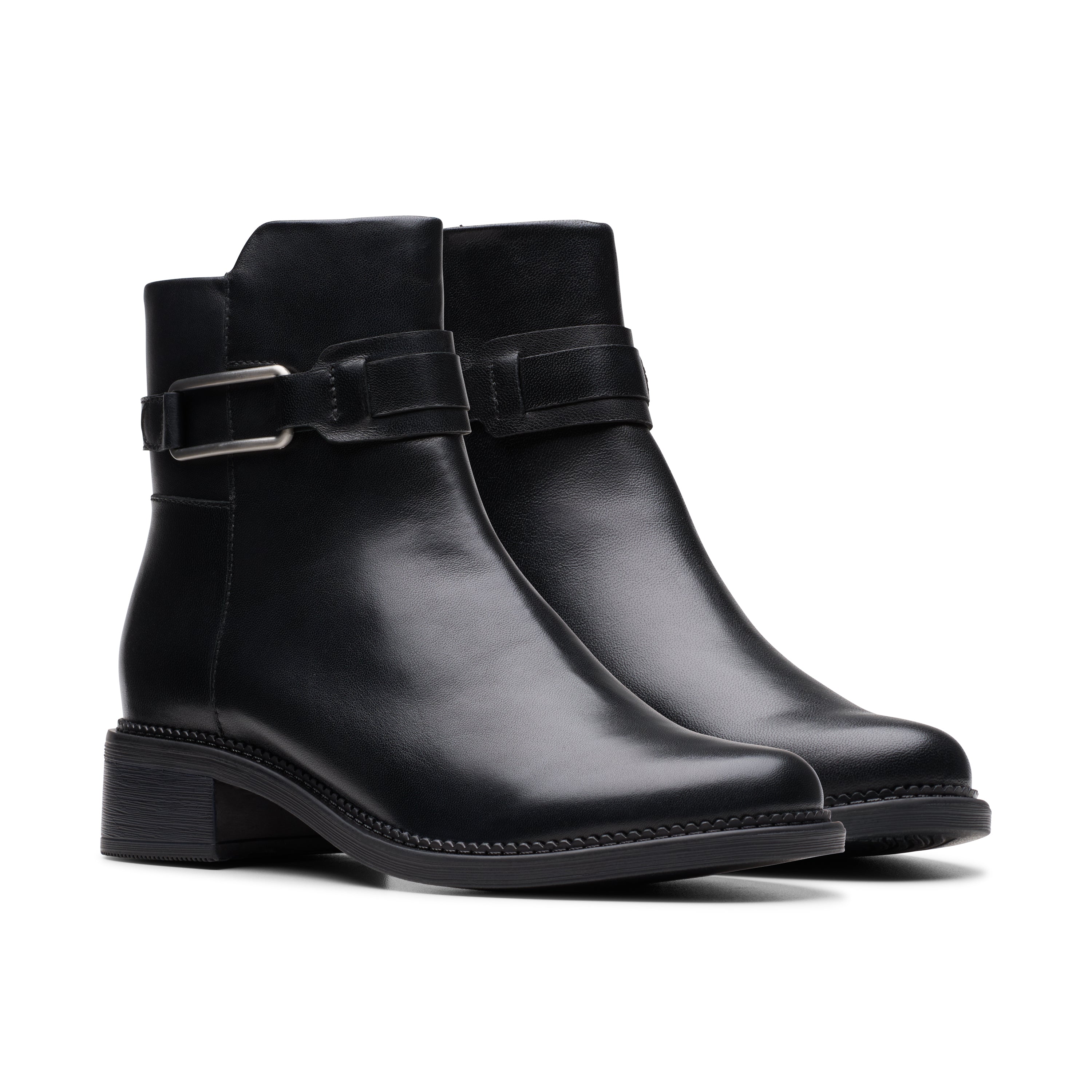 Clarks Women's Maye Bella Black Leather - pair view