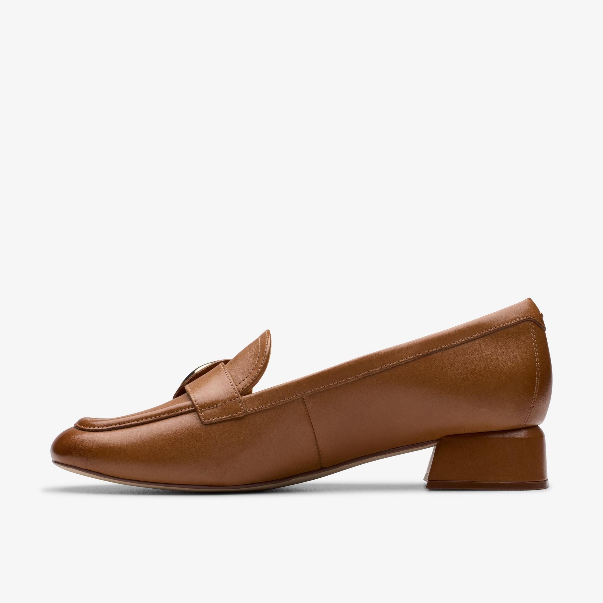 Clarks Women's Daiss30 Trim Dark Tan Leather 26180331