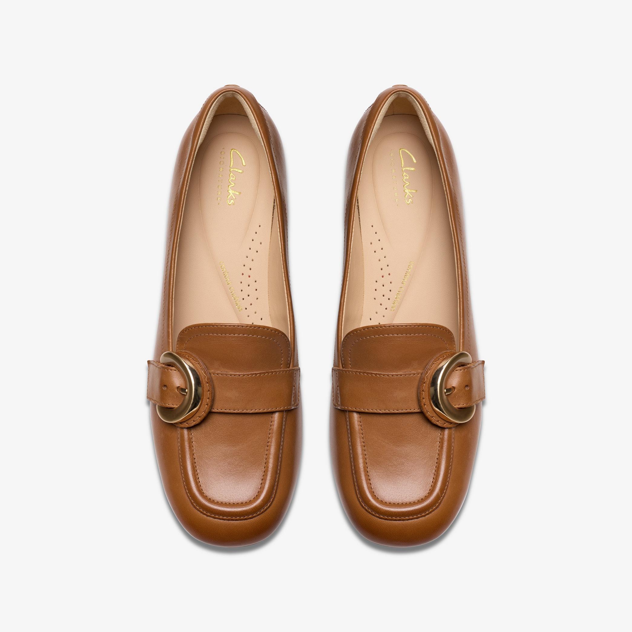 Clarks Women's Daiss30 Trim Dark Tan Leather 26180331