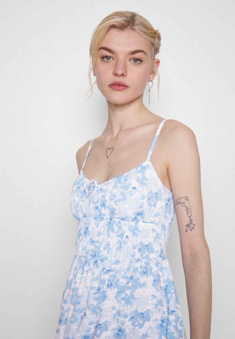 Hollister Women's Channeled Bodice Midi Dress White Floral 3595922250109 ET1
