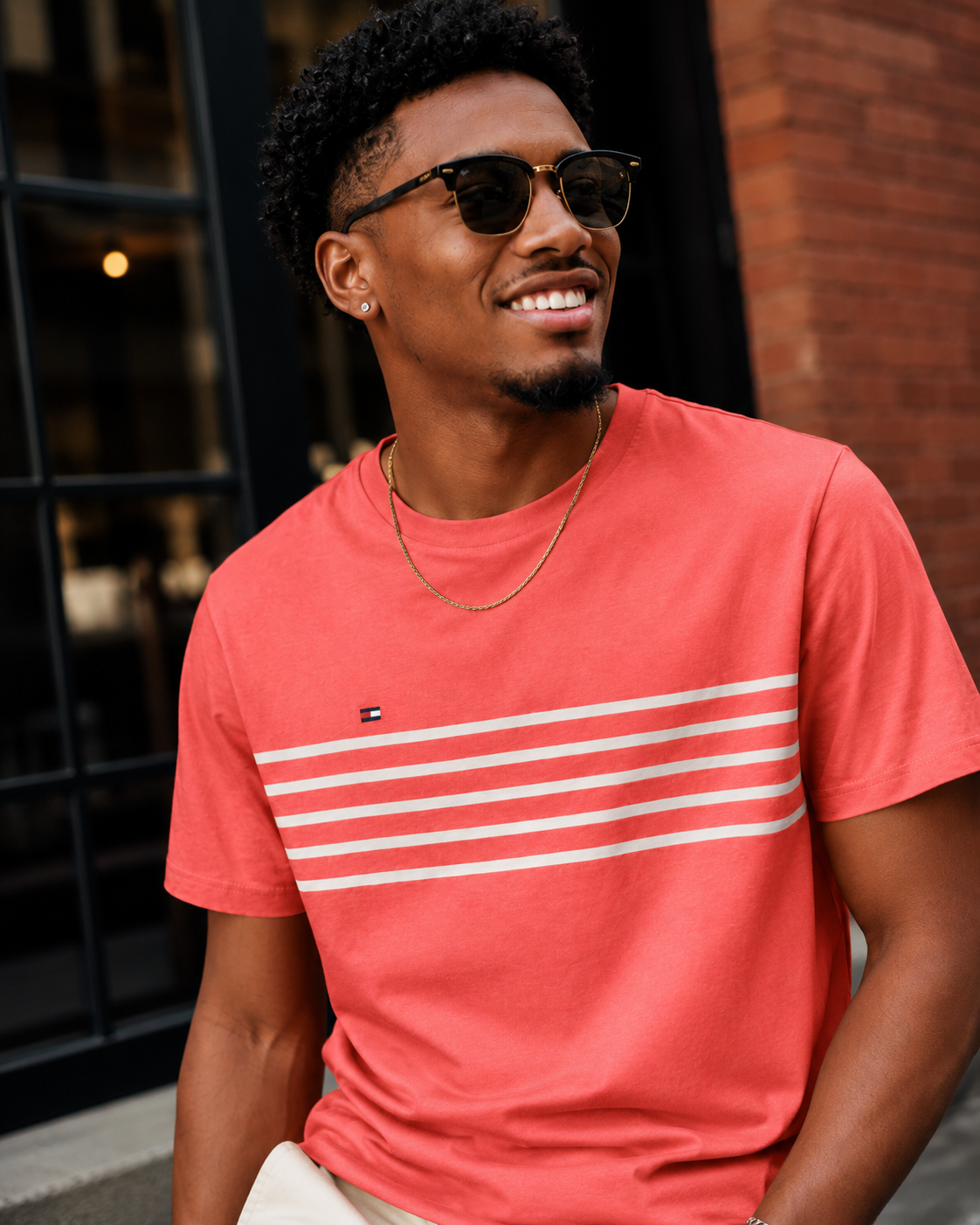 Tommy Hilfiger Men's Chest Stripe Short Sleeve T-Shirt Coral 78J2476 660 T9