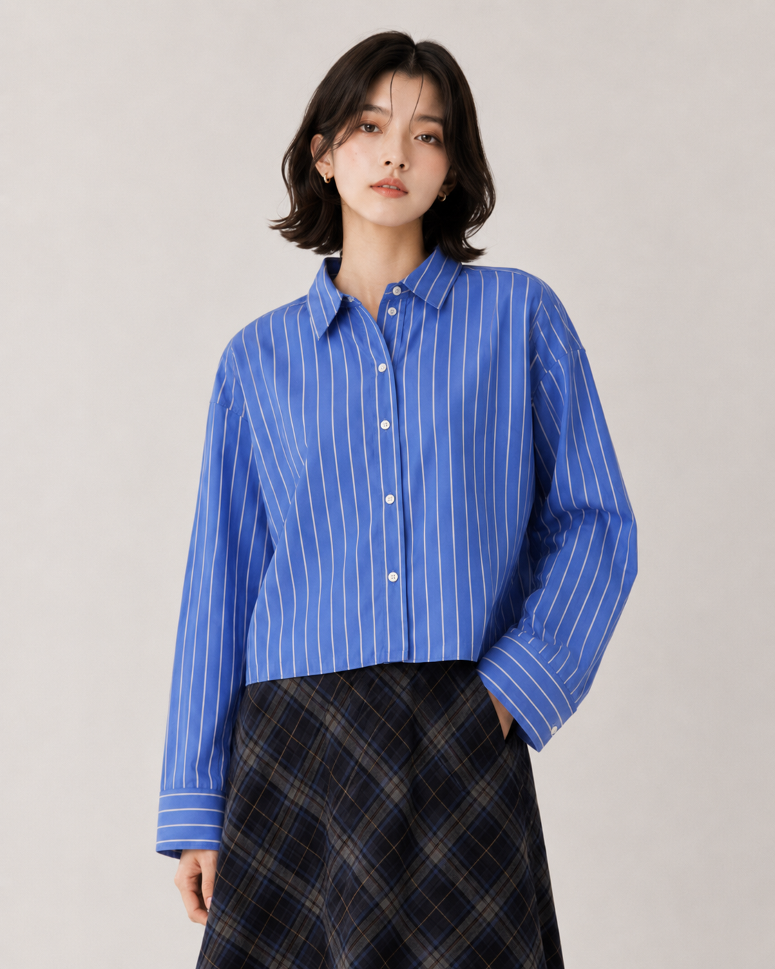 Calvin Klein Women's YD Striped Boxy Cropped Shirt Blue 47C118G 461