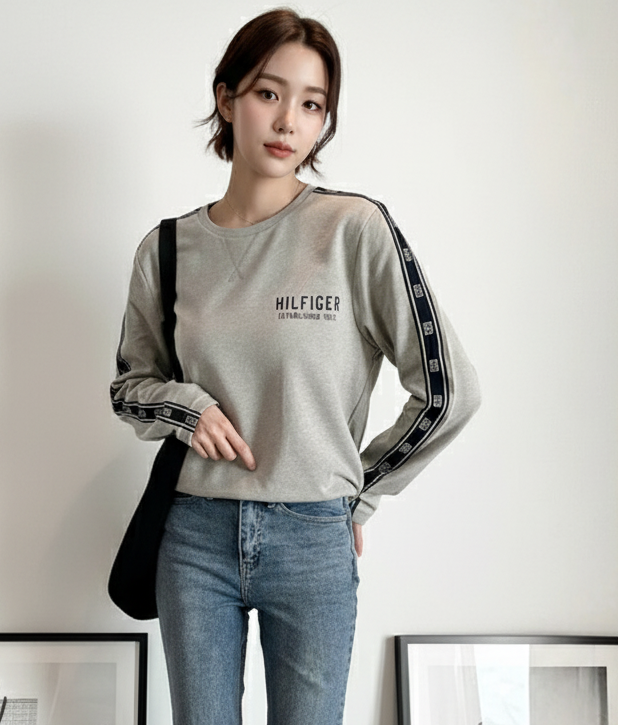 Tommy Hilfiger Men's French Terry Long Sleeve Crewneck T-Shirt Grey Heather 09T4087 004