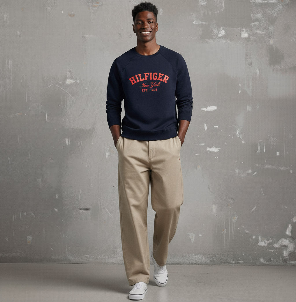 Tommy Hilfiger Men's Embroidered Long Sleeve Sweatshirt Navy 09T4450 411