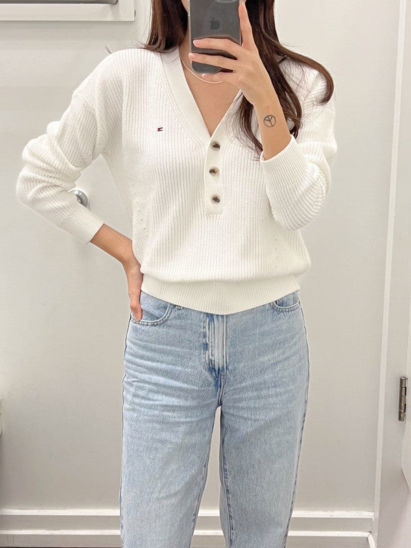 Tommy Hilfiger Women's Henry V-Neck Knit Sweater Milky Way 76J2920 110 T3