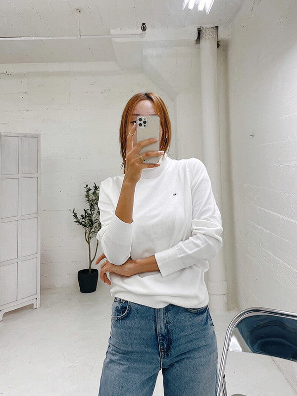 Tommy Hilfiger Women's Turtleneck Mini Flag Logo Embroidered Long Sleeve Knit White 76J2945 110 T7