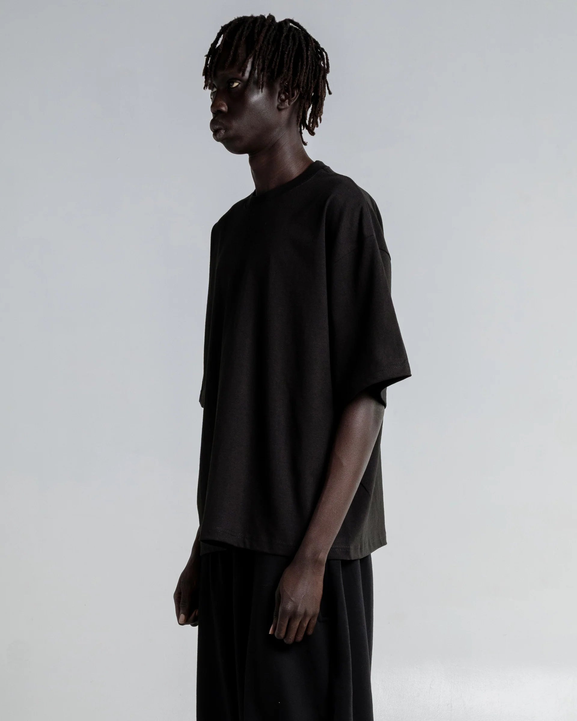 Shaka Wear Cropped Max Heavyweight Short Sleeve T-Shirt Black MCS02