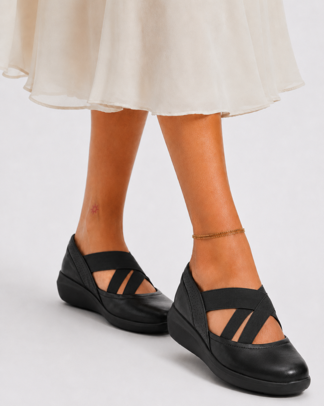 Clarks Women's Kayleigh Cove Slip-On Black Combi Leather 26164493
