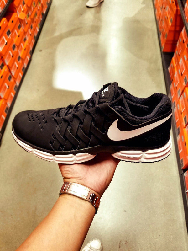 Nike Sneaker Nike Lunar Fingertrap White Nike Lunar Fingertrap TR