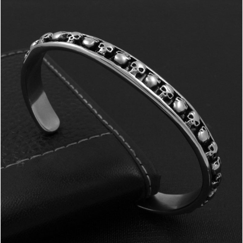 Aplaze Vintage Distressed 3D Skull Cuff Bracelet