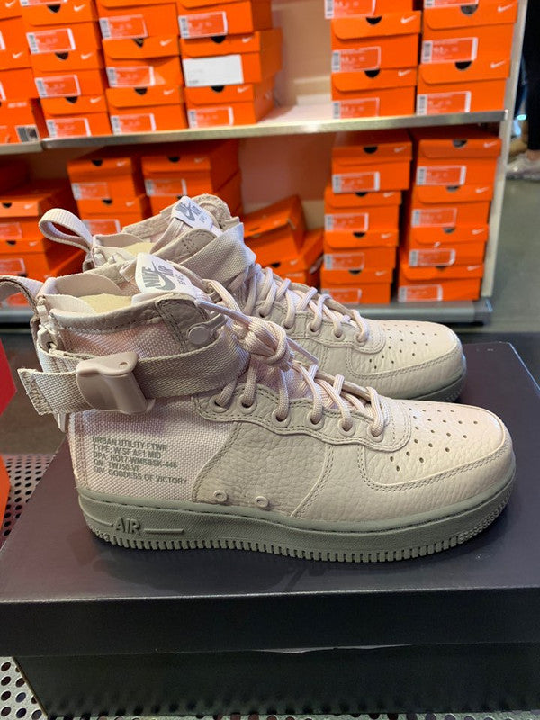 Nike SF Air Force 1 Mid Silt Red Women s