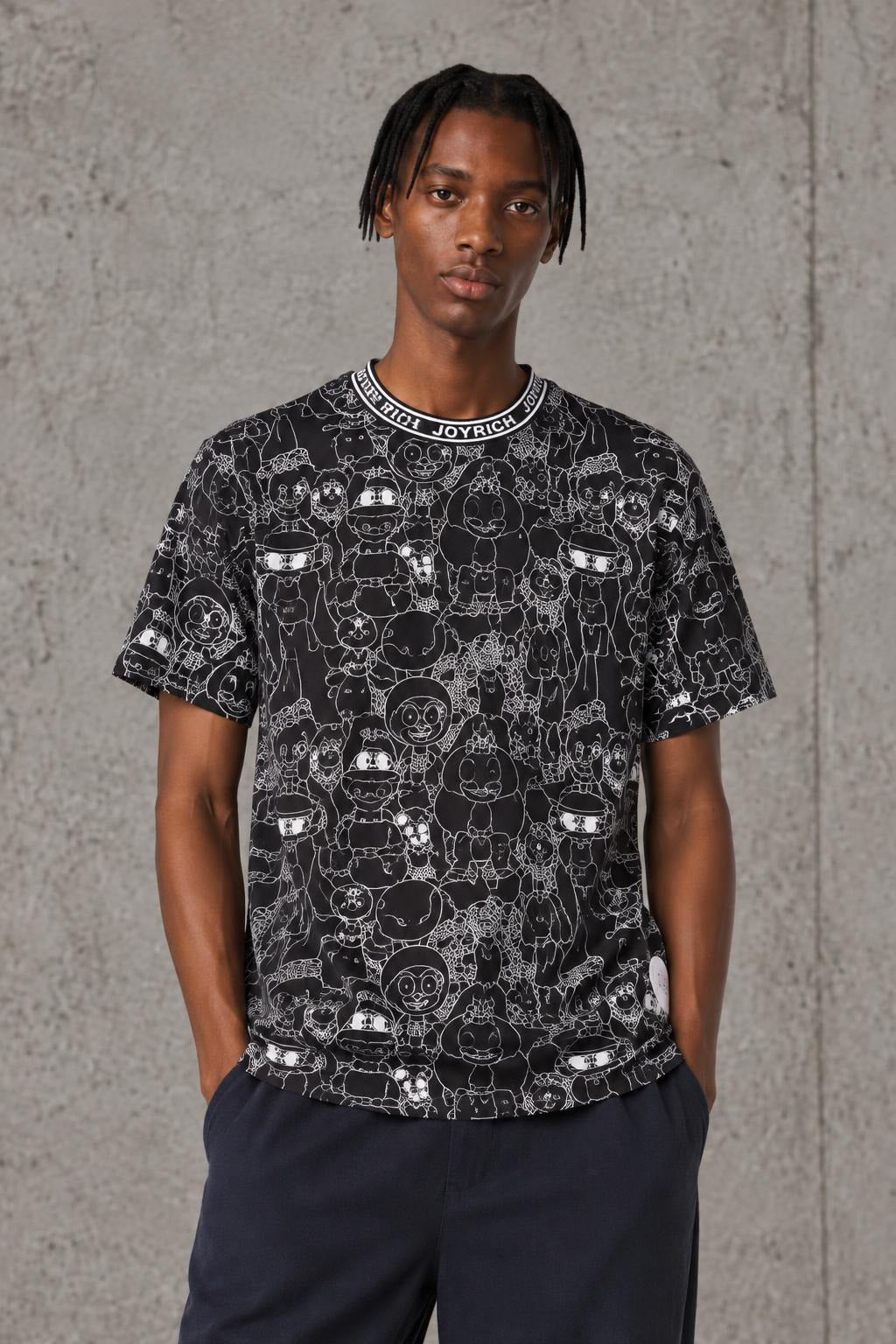 AI model photo - JOYRICH TOY BOX T-SHIRT / BLACK 15-473-00702-BLK