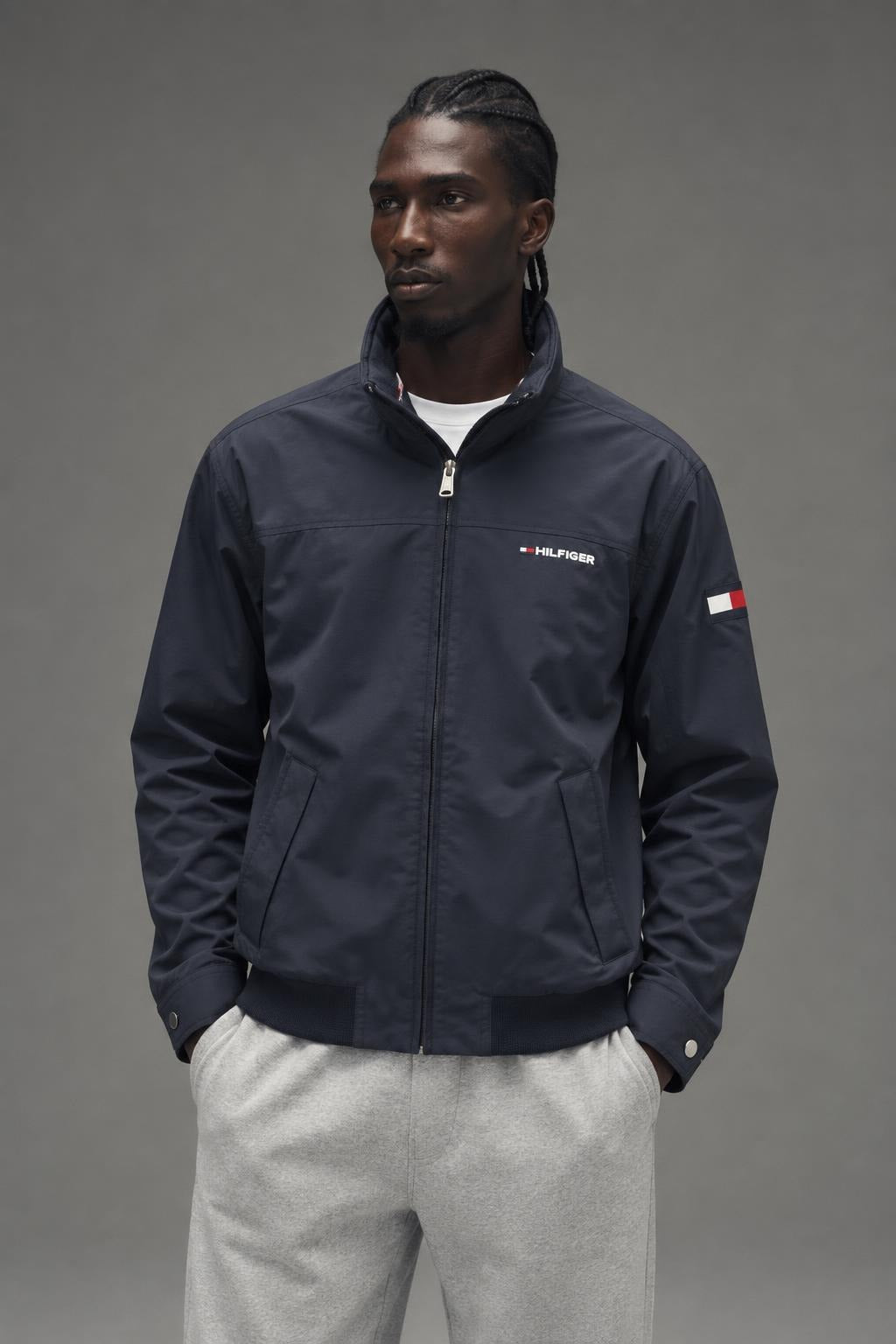 AI model photo - Tommy Hilfiger Men's Windbreaker Jacket Core Navy C817857270 475 T5