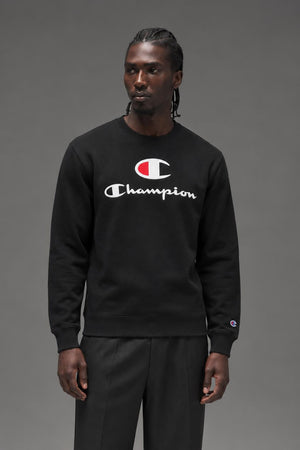 AI model photo - Champion Fleece Crew Black GF88H 586222 BKC