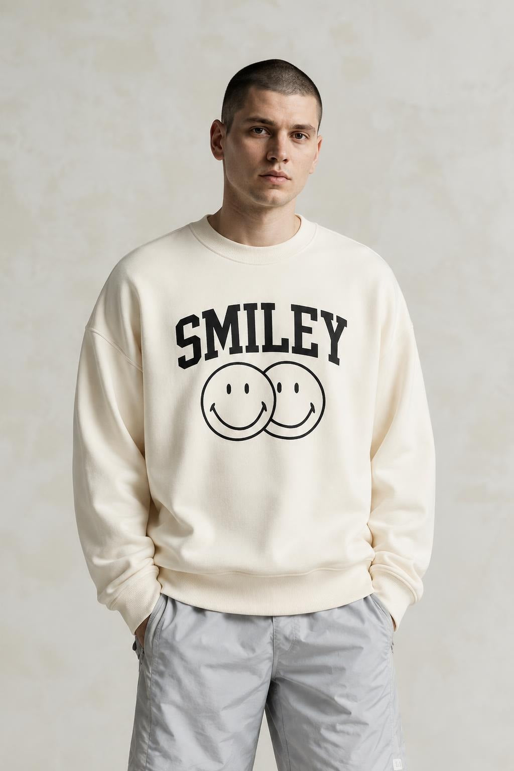 AI model photo - H&M Men's Relaxed Fit Smiley Printed Sweatshirt Cream 1089317 001 H1
