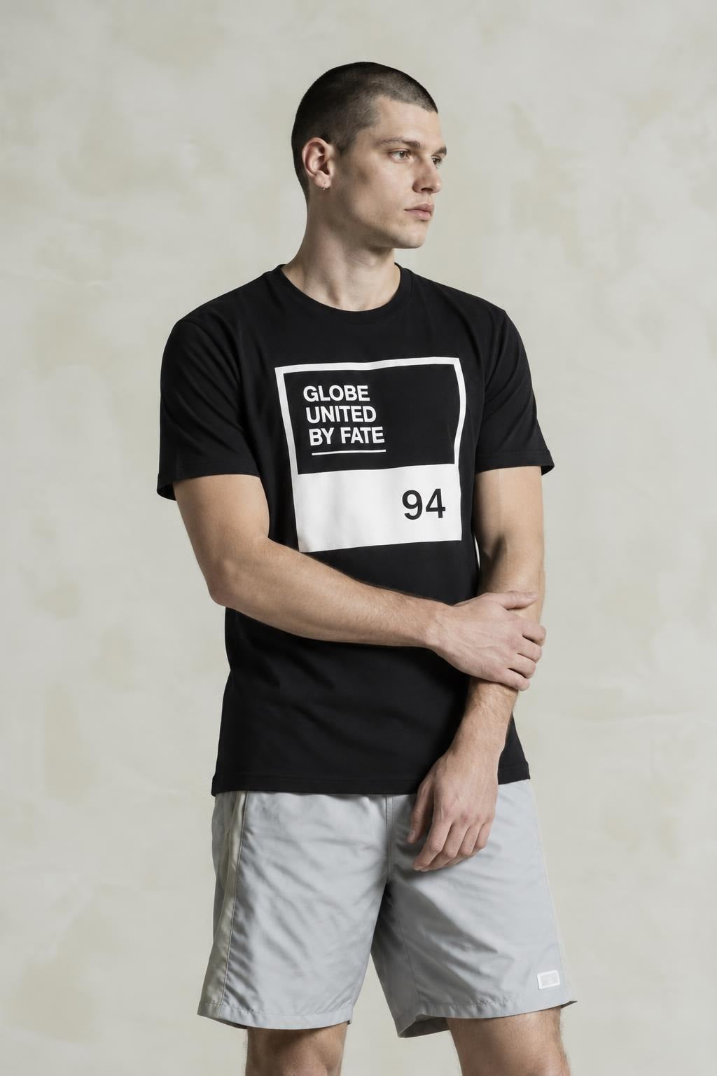 AI model photo - Globe Block Tee Black GB01410004