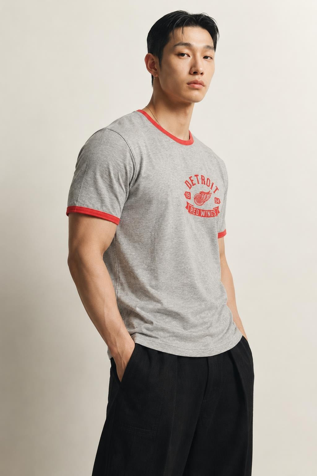 AI model photo - American Needle Red Jacket Mens Det Red Wings Portage 17 T-Shirts Heather Grey RJ733-DRW