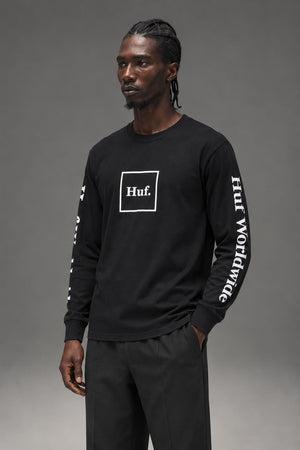AI model photo - HUF Essentials Domestic L/S Tee Black TS00146
