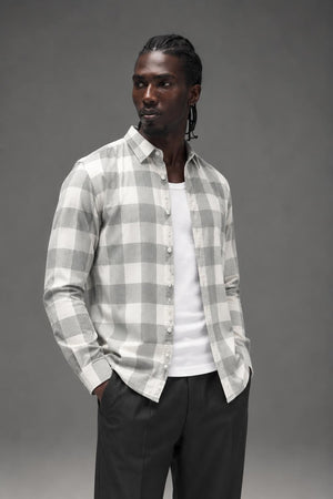 AI model photo - Tom Tailor Men's Melange Checked Shirt Titanium Grey 203128300