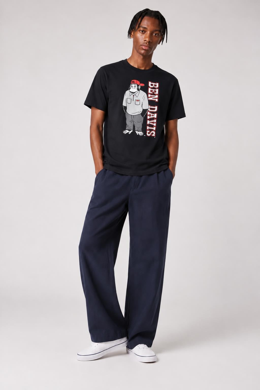 AI model photo - Ben Davis Funky Monkey T-Shirt Black 9051