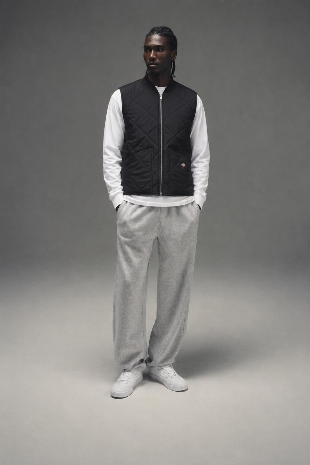 AI model photo - Dickies Men's Diamond Quilted Vest Black TE242BK