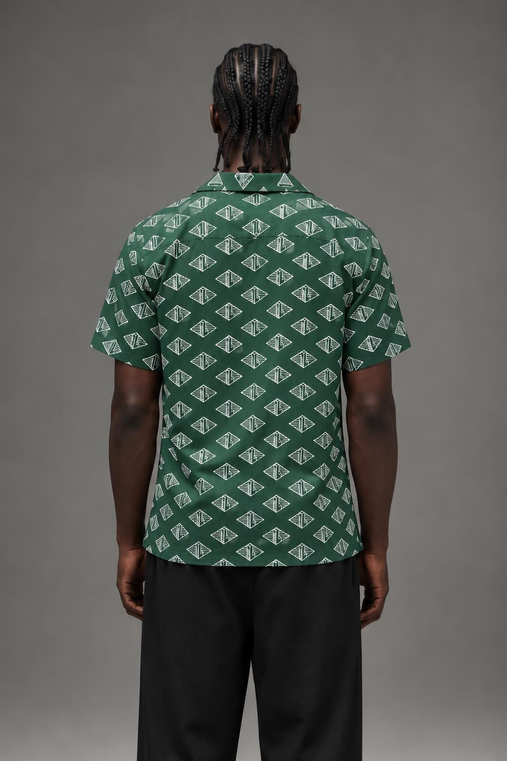 AI model photo - Lacoste Mens Short Sleeve Monogram Print Shirt Green/Flour CH7882 YRR
