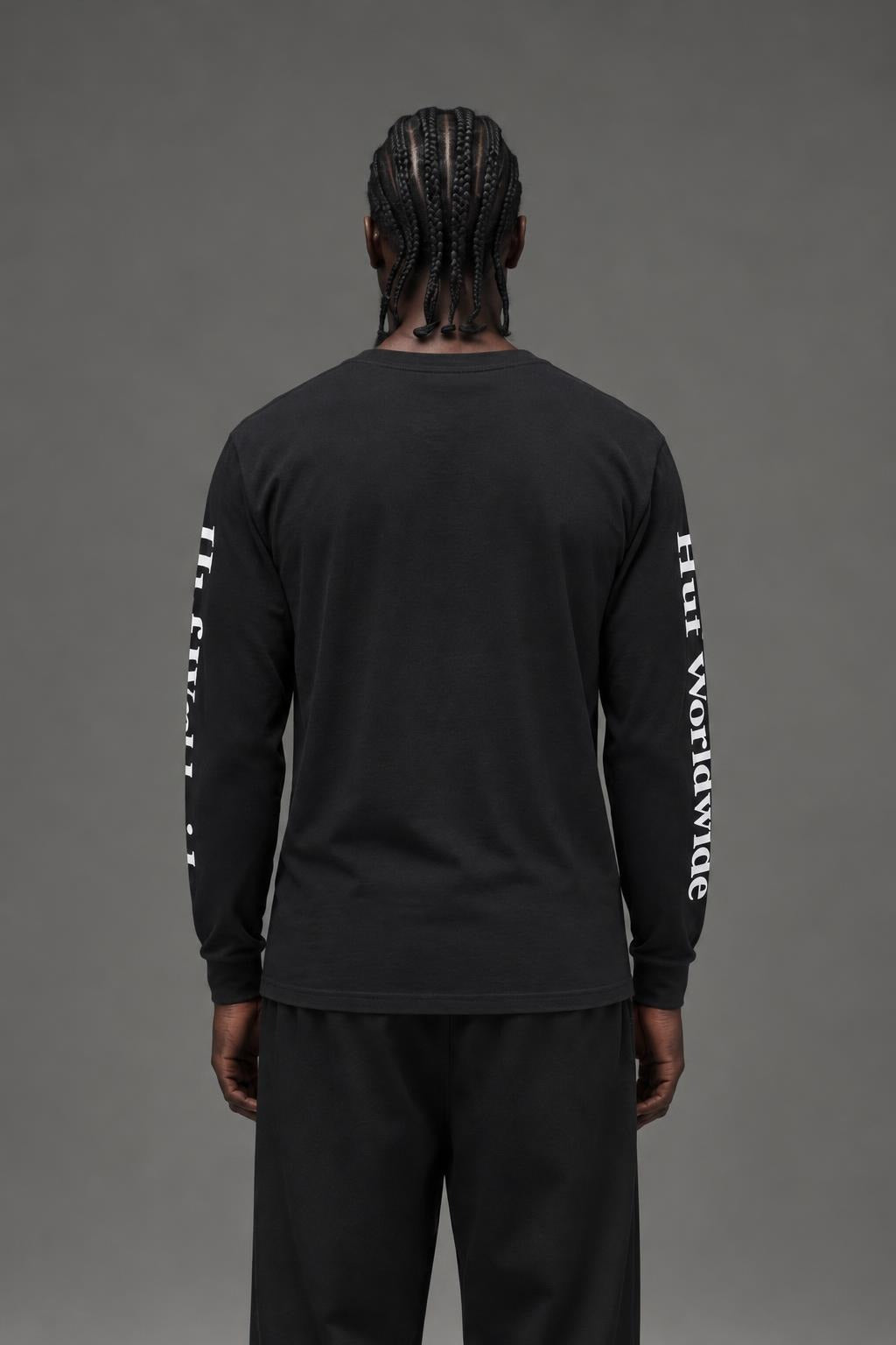 AI model photo - HUF Essentials Domestic L/S Tee Black TS00146