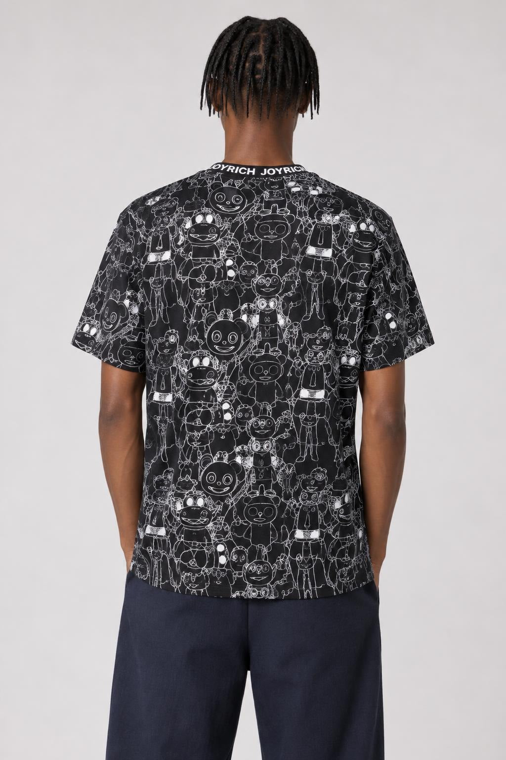 AI model photo - JOYRICH TOY BOX T-SHIRT / BLACK 15-473-00702-BLK