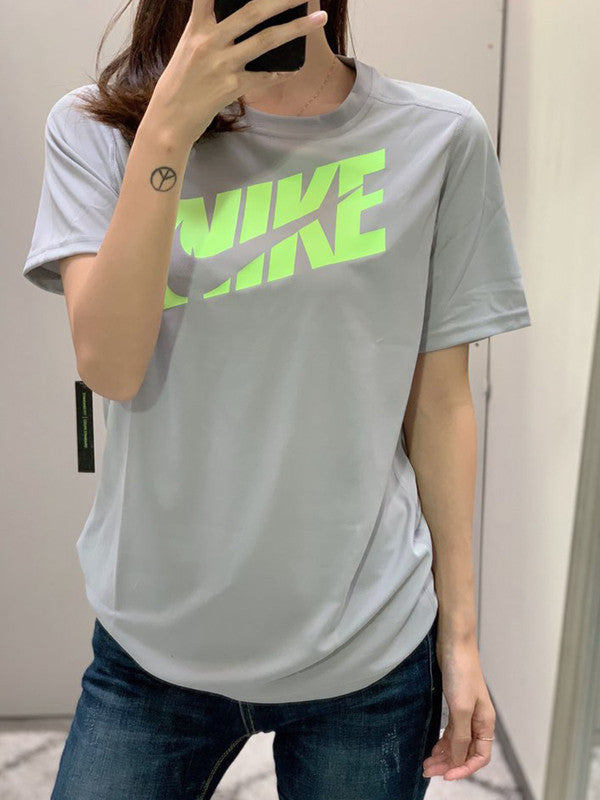 Nike Boy's Dri-Fit Training T-Shirt Light Grey/Ghost Green CJ7736 078 N8