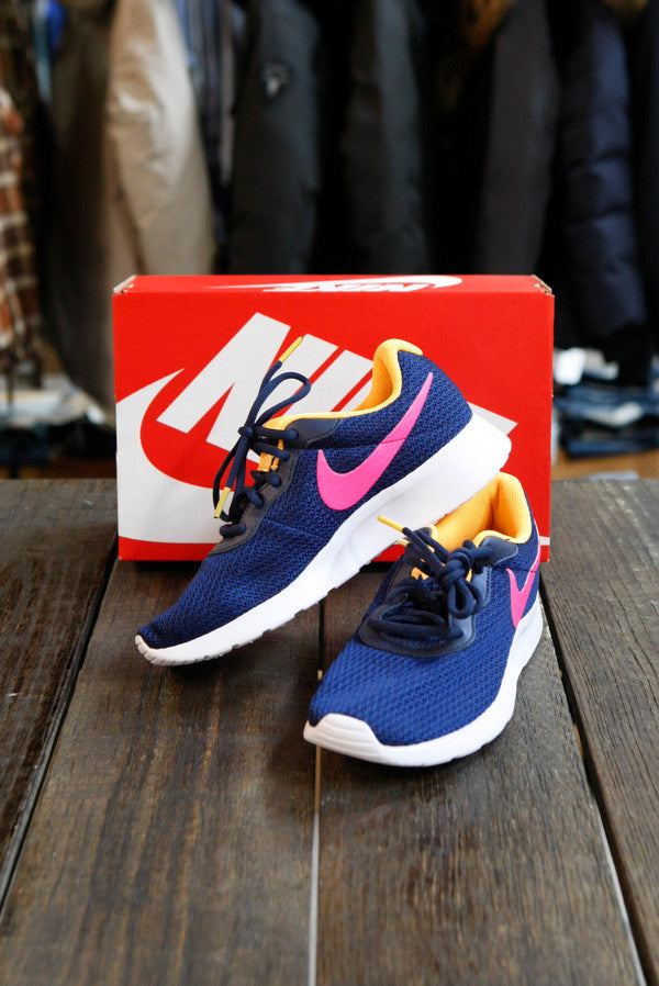 Nike tanjun navy blue womens Clearance