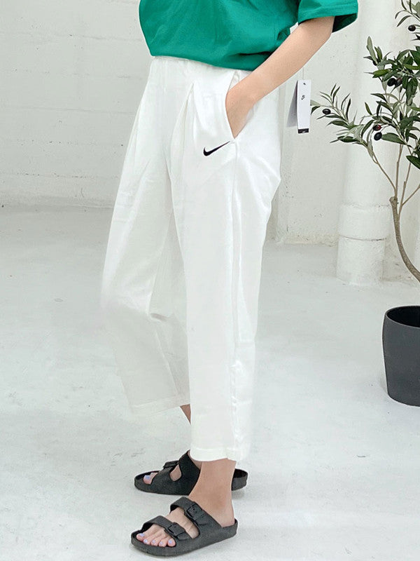 Nike Women's Sportswear Capri Jogger Pants White/Black DM6726 100 N9