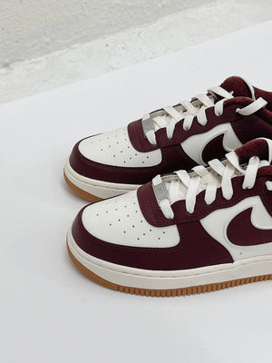 Nike Kids' Air Force 1 LV8 (GS) White/Night Maroon DQ5972 100 - APLAZE