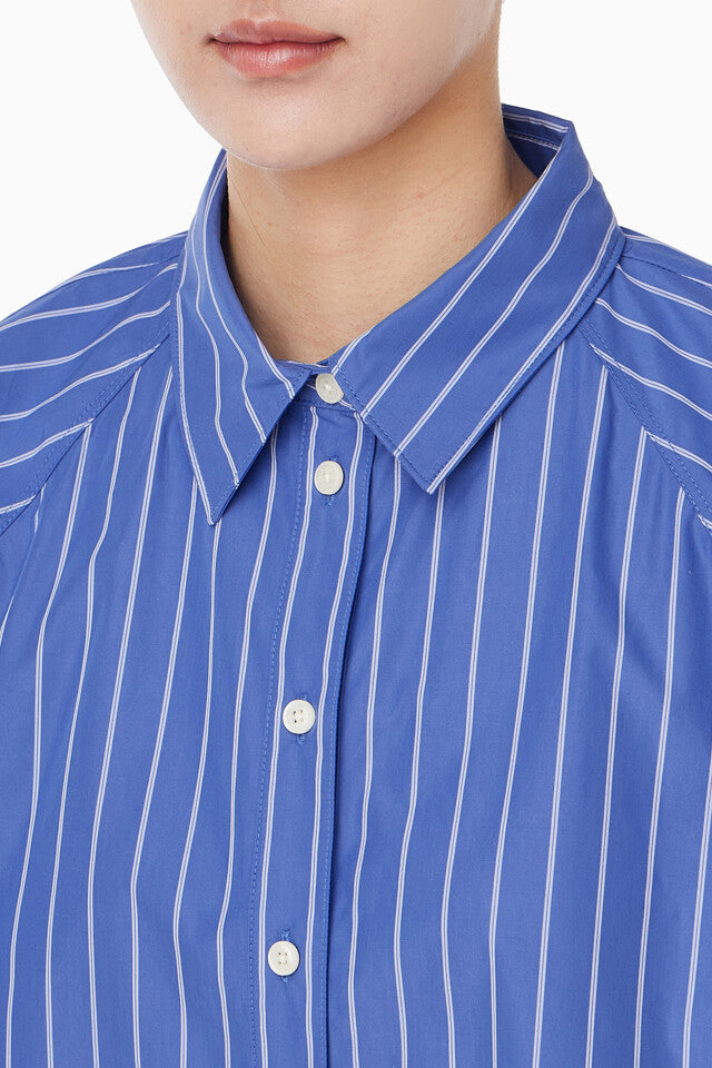 Calvin Klein Women's YD Striped Boxy Cropped Shirt Blue 47C118G 461