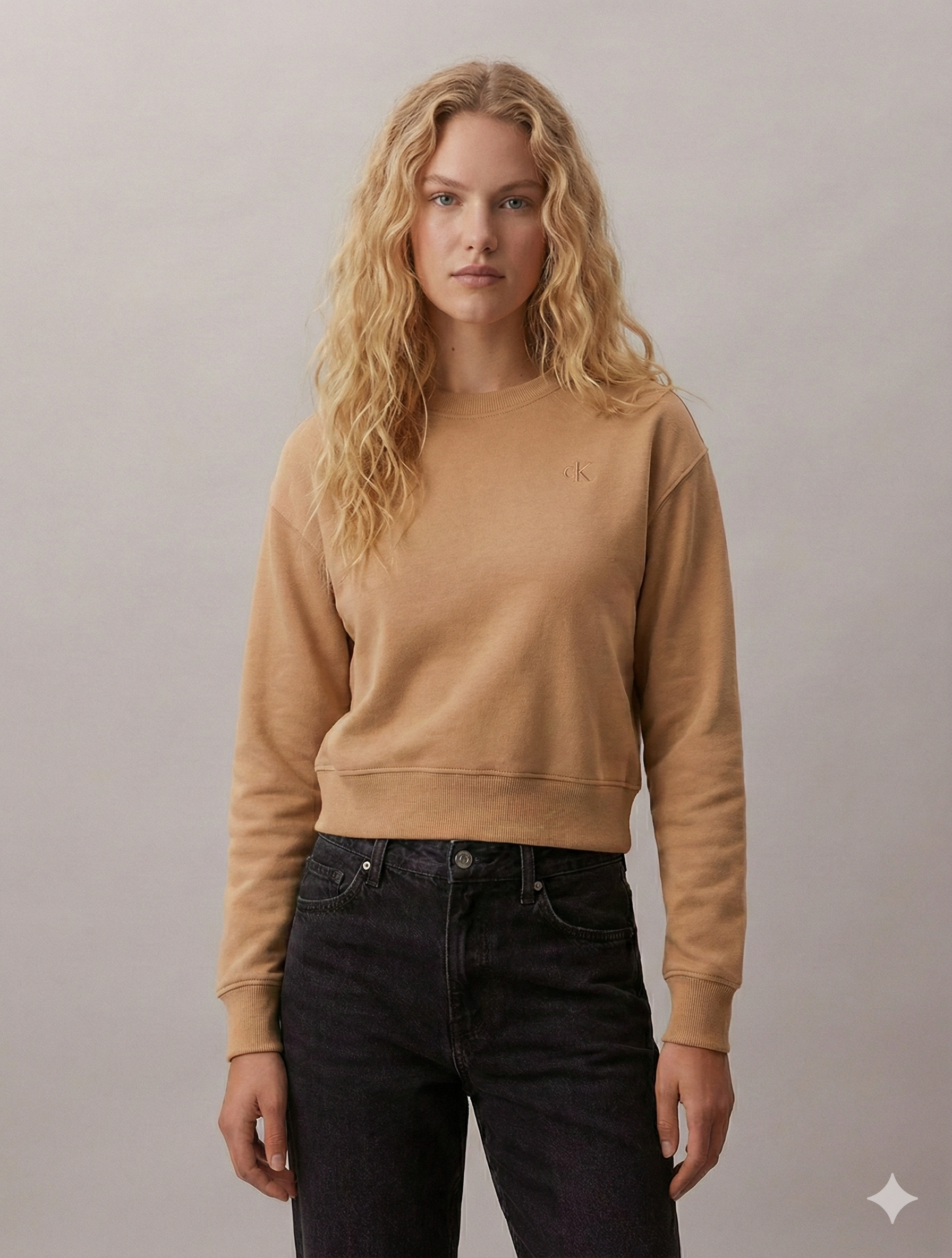 Calvin Klein Women’s Archive Logo Fleece Relaxed Sweatshirt Amphora 47B236G 200