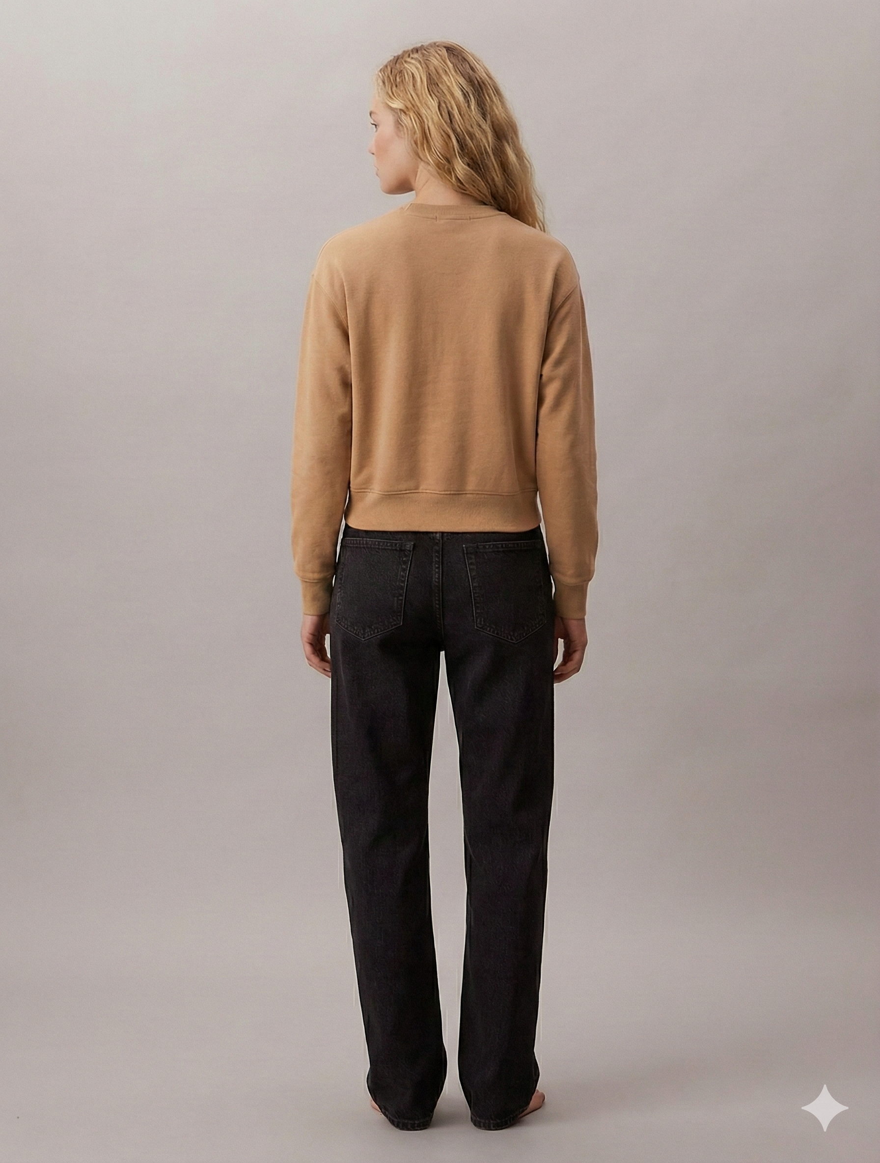 Calvin Klein Women’s Archive Logo Fleece Relaxed Sweatshirt Amphora 47B236G 200