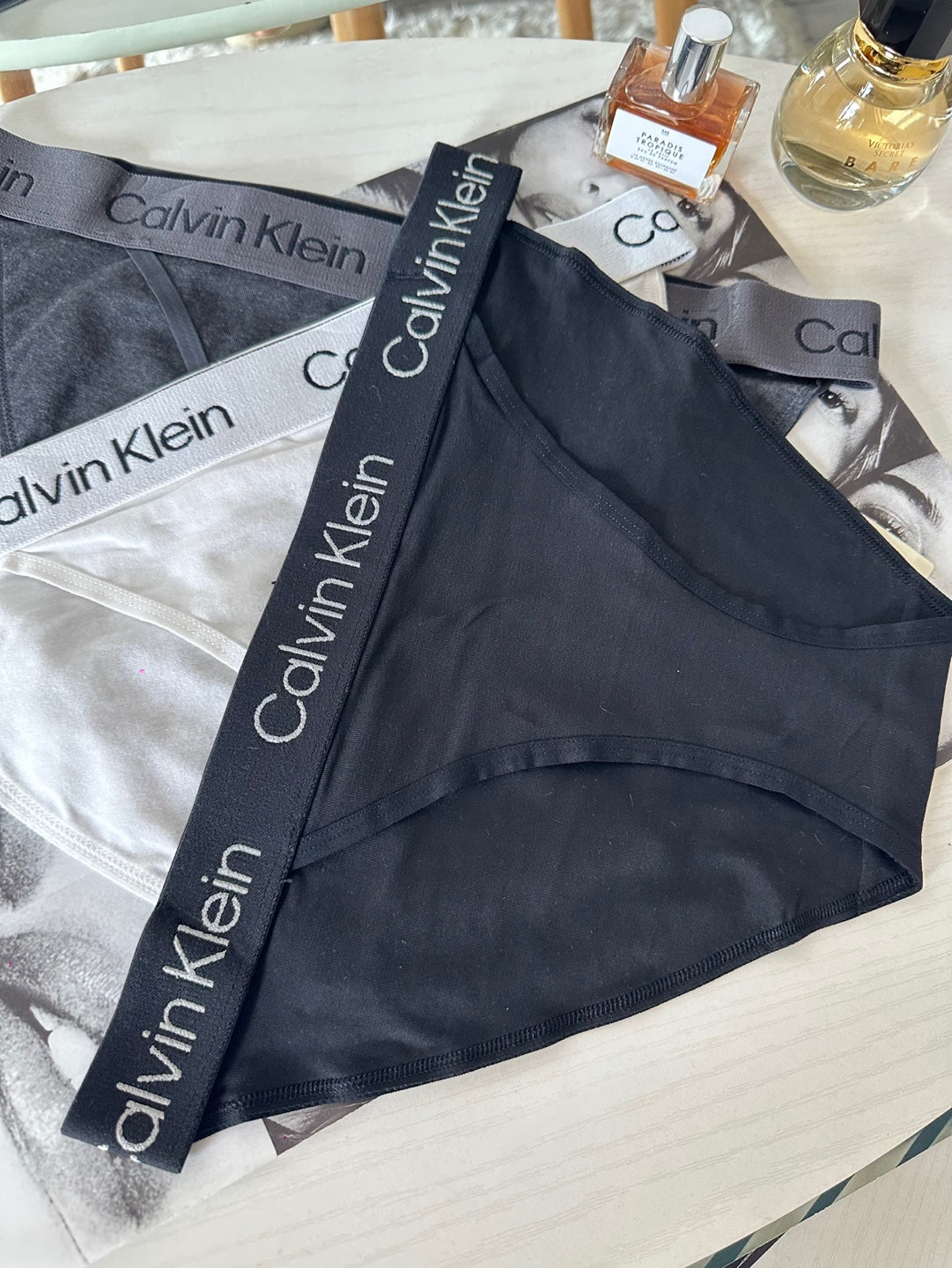 Calvin Klein Women's String Bikini 3PK Black / White / Charcoal Heather QP2960O 021