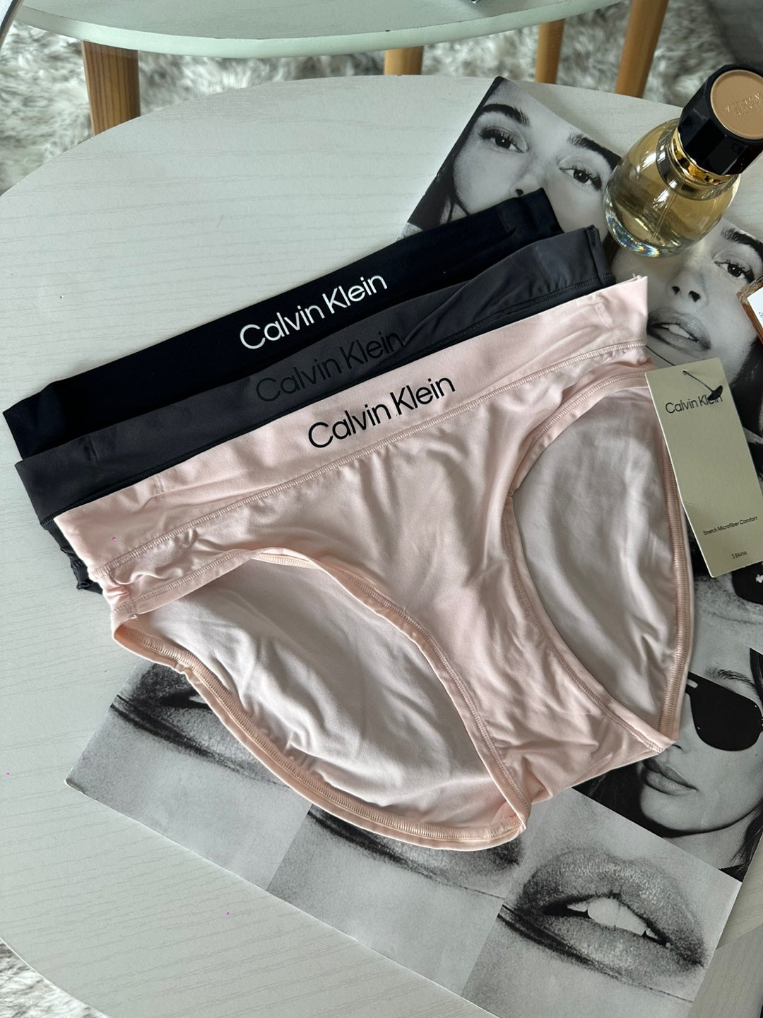 Calvin Klein Women's Bikini 3PK Black / Ashford Grey / Nymph's Thigh QP3206O 002
