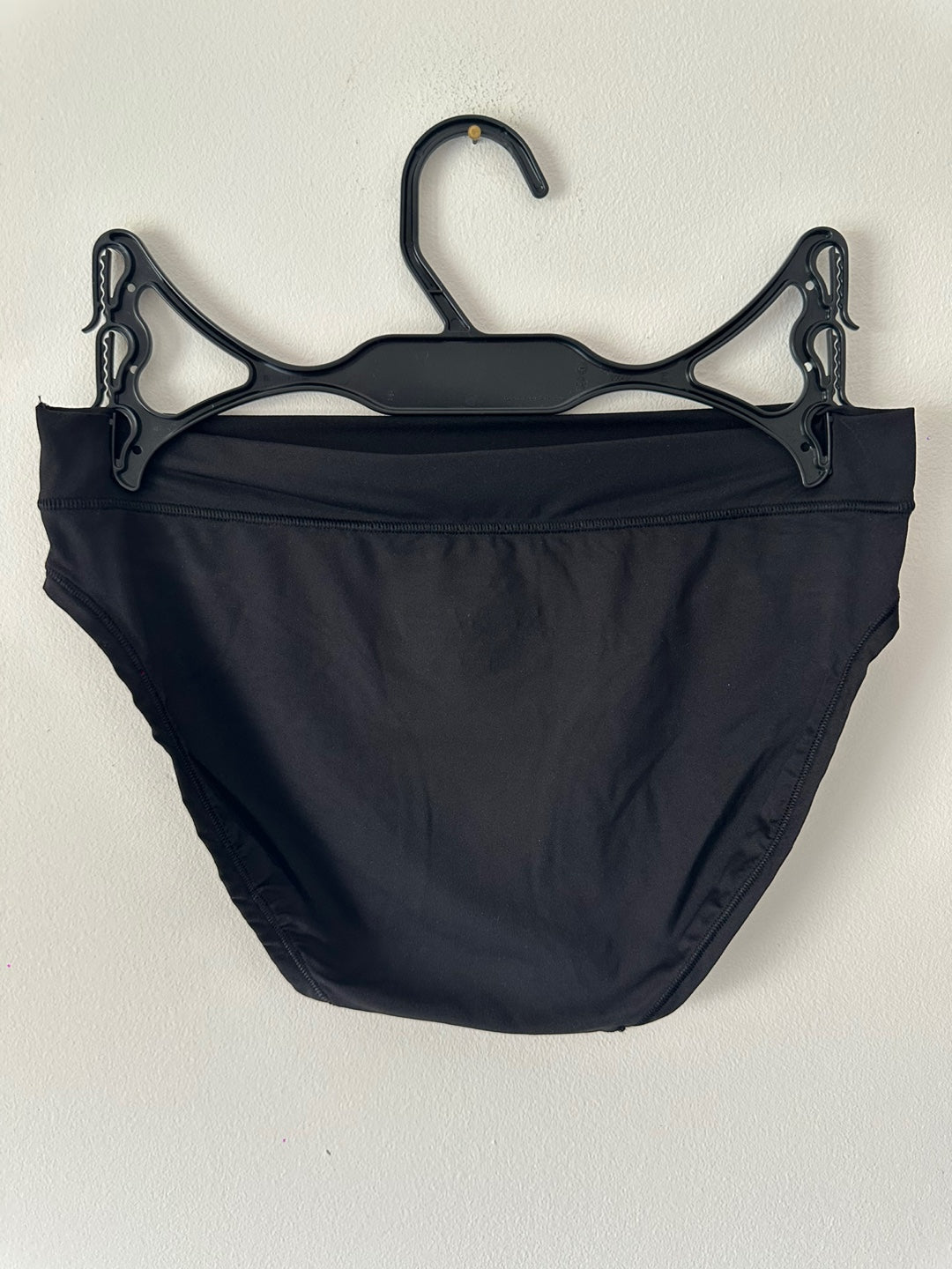 Calvin Klein Women's Bikini 3PK Black / Ashford Grey / Nymph's Thigh QP3206O 002