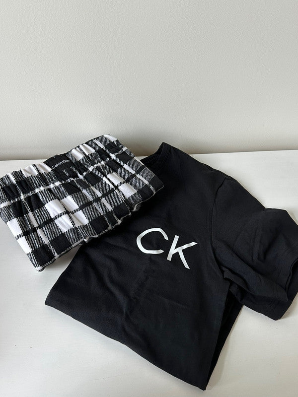 Calvin Klein Men's sleepwear 2 Piece Pajama Set Black/Black Plaid NP2616O 110 - APLAZE