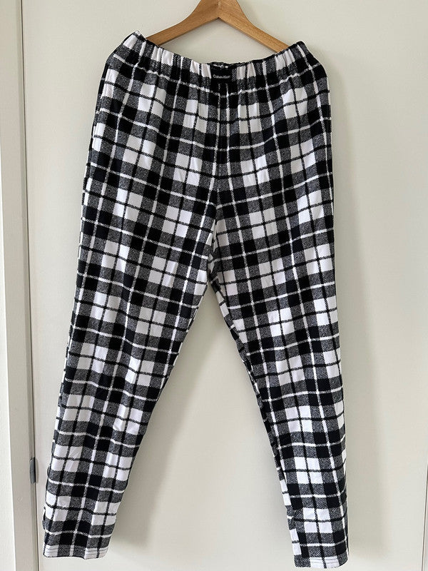 Calvin Klein Men's sleepwear 2 Piece Pajama Set Black/Black Plaid NP2616O 110 - APLAZE