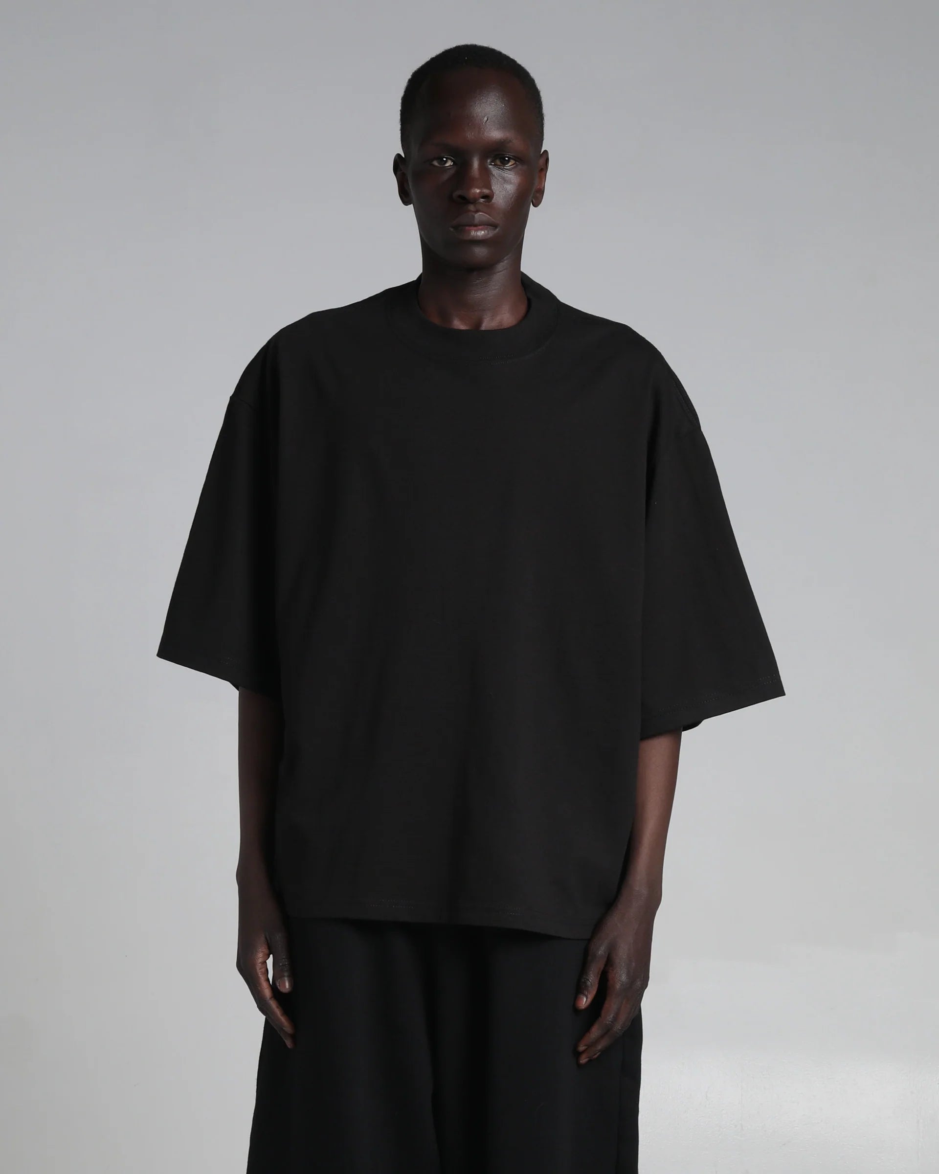 Shaka Wear Max Heavyweight Oversized Short Sleeve T-Shirt Black MHO02